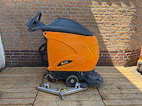 Taski swingo - 955 - zelfrijdende veegmachine - afbeelding 2 van  6