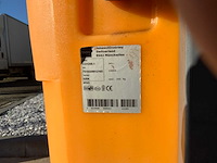 Taski swingo 1250b zelfrijdende schrobmachine met acculader - afbeelding 6 van  9