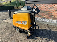 Taski swingo 1250b zelfrijdende schrobmachine met dubbele borstels - afbeelding 3 van  9