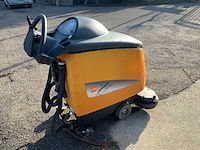 Taski swingo 1250b zelfrijdende schrobmachine met dubbele borstels - afbeelding 6 van  9