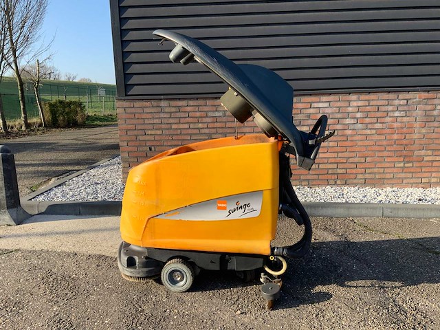 Taski swingo 1250b zelfrijdende schrobmachine met dubbele borstels - afbeelding 7 van  9
