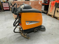 Taski swingo 1250b zelfrijdende veegmachine - afbeelding 6 van  12