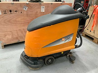 Taski swingo 1250b zelfrijdende veegmachine - afbeelding 1 van  12