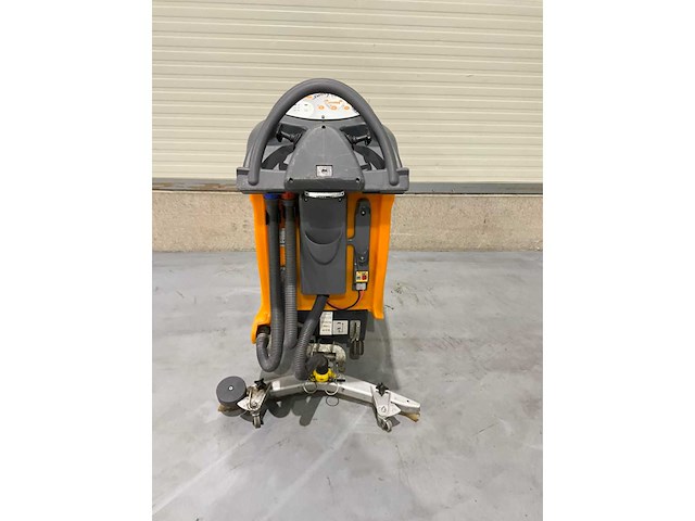 Taski swingo 1255b zelfrijdende schrobmachine - afbeelding 4 van  8