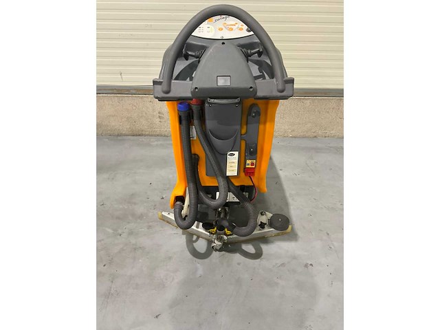Taski swingo 1255b zelfrijdende schrobmachine - afbeelding 4 van  7