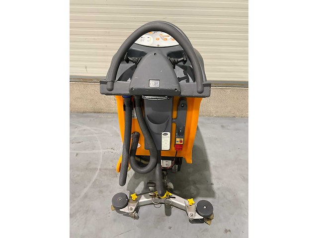 Taski swingo 1255b zelfrijdende schrobmachine - afbeelding 3 van  5