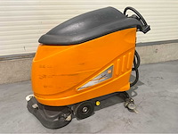 Taski swingo 1650 zelfrijdende schrobmachine - afbeelding 1 van  9