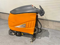 Taski swingo 1650 zelfrijdende schrobmachine - afbeelding 3 van  9