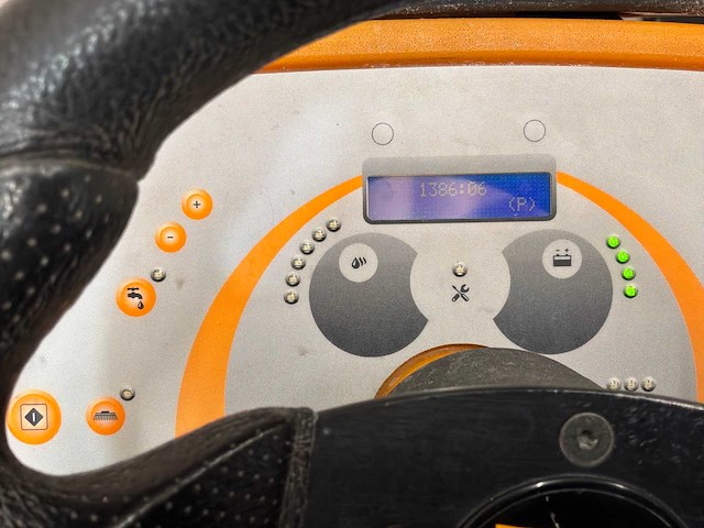 Taski swingo 2100 schrobzuigmachine - afbeelding 2 van  16