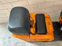 Taski swingo 2100 schrobzuigmachine - afbeelding 14 van  16