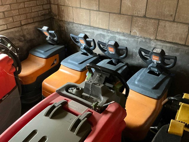Taski swingo 455 zelfrijdende schrobmachine (10x) - afbeelding 3 van  12