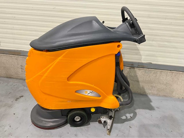 Taski swingo 755b zelfrijdende schrobmachine - afbeelding 3 van  10