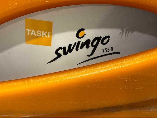 Taski swingo 755b zelfrijdende schrobmachine - afbeelding 1 van  6