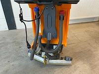 Taski swingo (co755.0) schrobzuigmachine - afbeelding 3 van  4