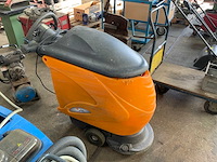 Taski swingo co755.1 vloerreiniger - afbeelding 3 van  6