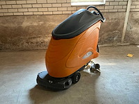 Taski swingo1255b zelfrijdende schrobmachine - afbeelding 1 van  7