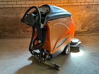 Taski swingo1255b zelfrijdende schrobmachine - afbeelding 4 van  7