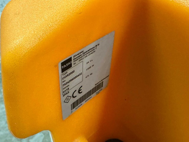 Taski swingobot 2000 robot schrobmachine - afbeelding 6 van  6