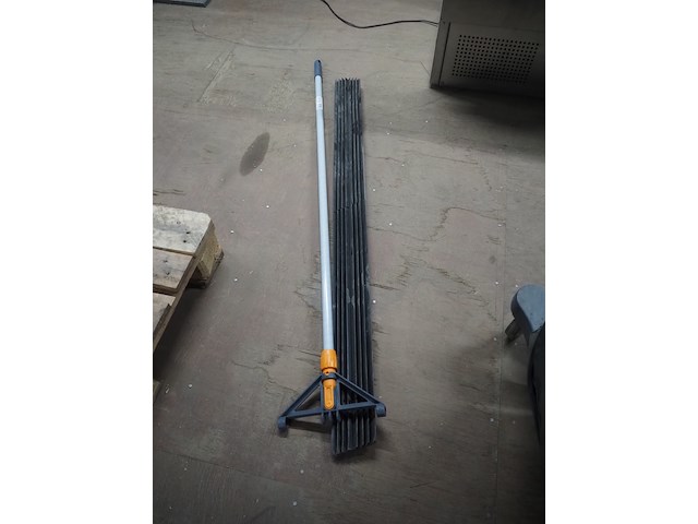 Taski - afbeelding 7 van  8