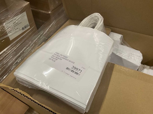 Tassen, krulling, inpakpapier - afbeelding 11 van  18