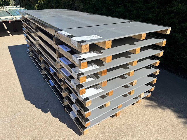 Tata steel (sab-profiel) - 200x sab vp - vlakke plaat - plate material - afbeelding 1 van  1