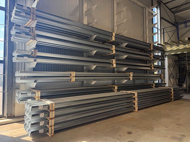 Tata steel (sab-profiel) - 238x sab 105 - warmdakplaat - roofing material - afbeelding 1 van  9