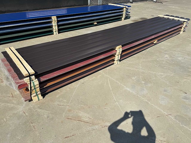 Tata steel (sab-profiel) - 63x kleurmix sab 35/1035 - damwandplaat / trapeziumplaat - roofing material - afbeelding 2 van  6