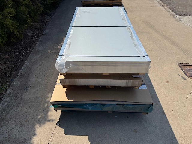 Tata steel / vlietjonge - 222x kgw elo verz dc01 - vlakke plaat - roofing material - afbeelding 4 van  8