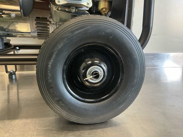 Taurus generator xd - stroomgenerator 7pk - 3kw - led - afbeelding 2 van  16