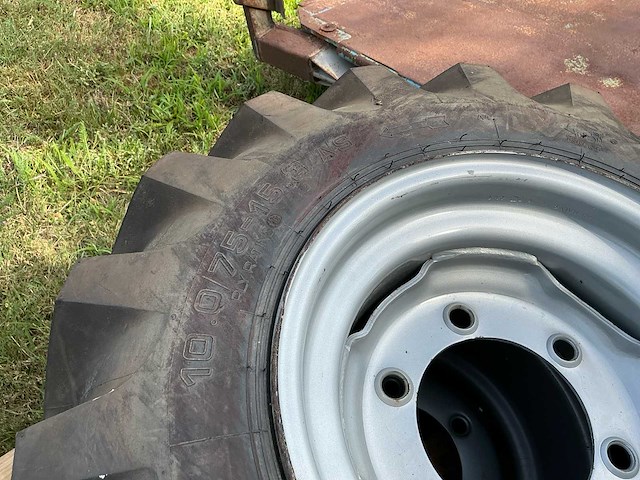 Taurus pot ratinc band met velg 10.0/75-15.3 as (4x) - afbeelding 5 van  8