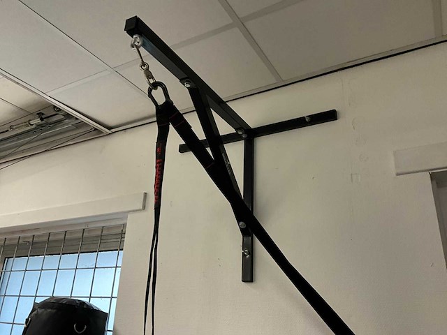 Taurus r9 pro roeitrainer en bokszak - afbeelding 6 van  6