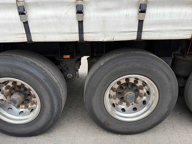 Tautliner - jumbo koiaap - oplegger - afbeelding 11 van  14