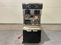 Taylor - c606 - ijsmachine - afbeelding 1 van  12