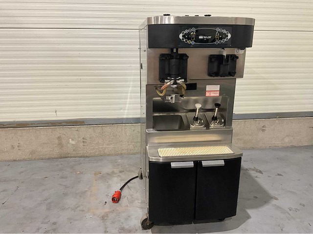 Taylor - c606 - ijsmachine - afbeelding 5 van  12
