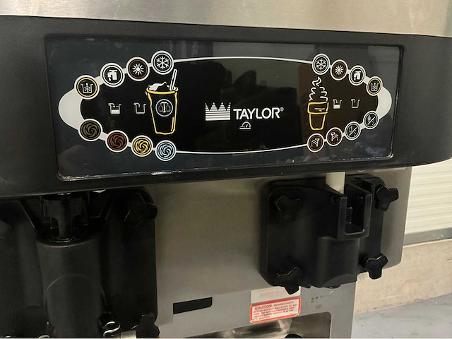 Taylor - c606 - ijsmachine - afbeelding 9 van  12