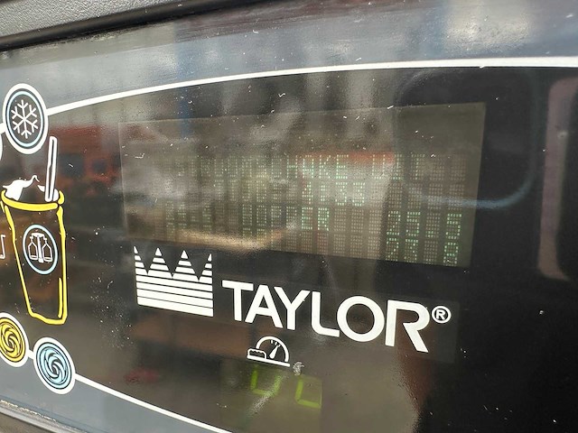 Taylor - c606 - softijsmachine - afbeelding 4 van  9
