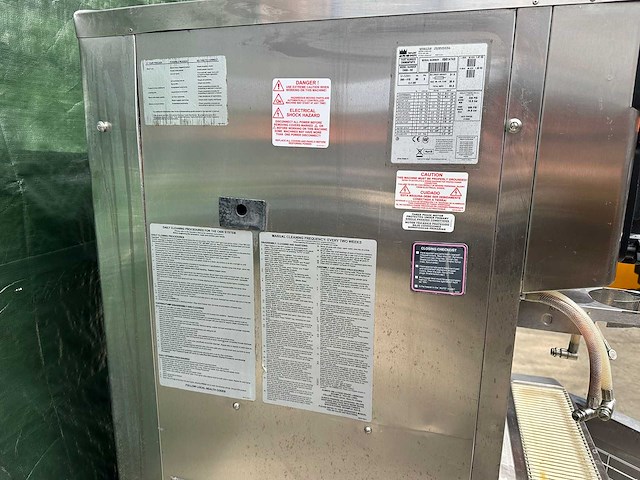 Taylor - c606 - softijsmachine - afbeelding 8 van  9