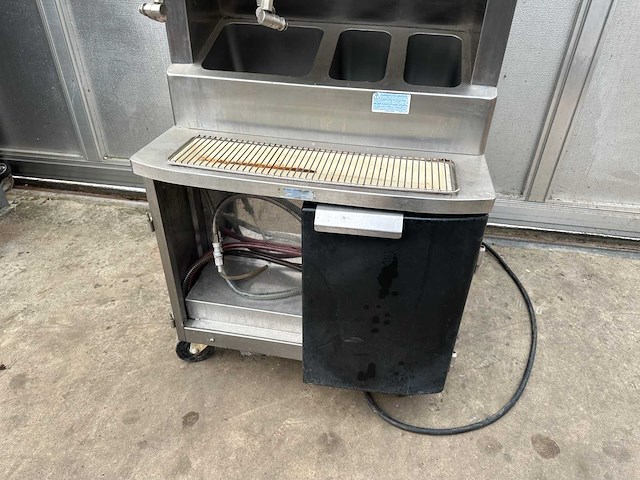 Taylor - c606 - softijsmachine - afbeelding 1 van  2