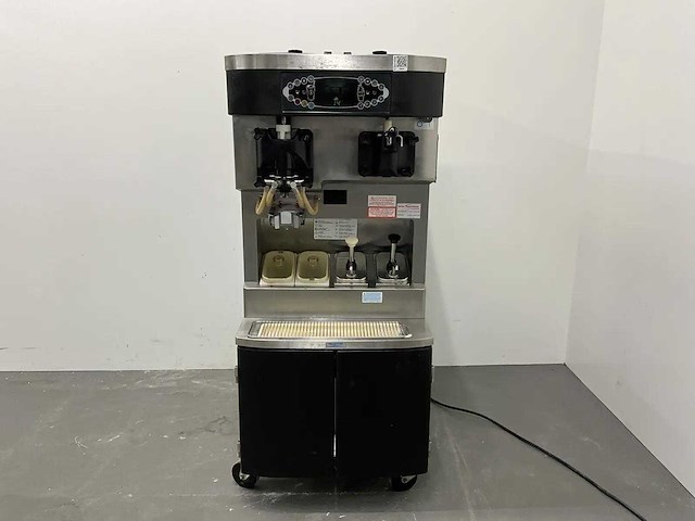 Taylor - c606-58 - softijs- en milkshakemachine - afbeelding 9 van  17