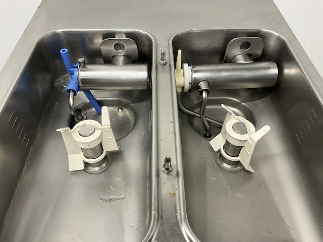 Taylor - c606-58 - softijs- en milkshakemachine - afbeelding 16 van  17