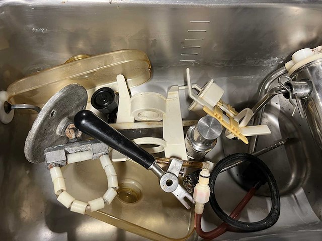 Taylor - softijsmachine - ijsmachine - afbeelding 5 van  6