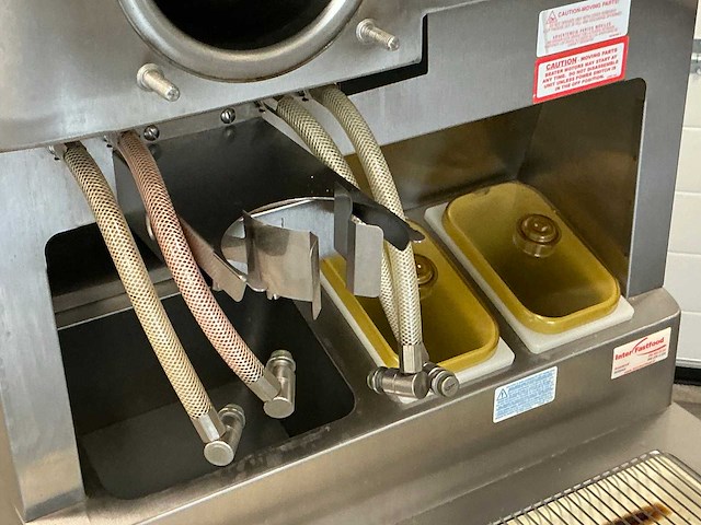 Taylor c606-59 soft ijsmachine combi - afbeelding 11 van  14