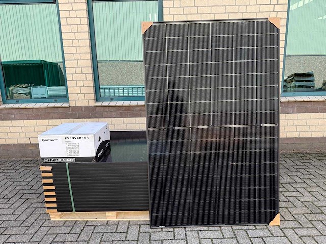 Tcl - set van 17 zonnepanelen (450 wp) - growatt 9 kw omvormer - afbeelding 1 van  7