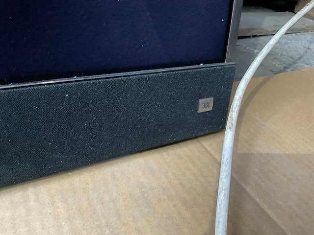 Tcl televisie met jbl soundbar - afbeelding 6 van  8