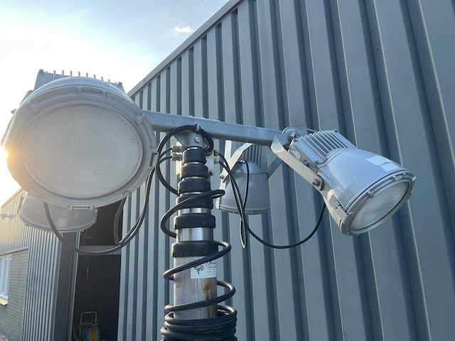 Tcp lichtmast - ecolite - lichtmast towerlight 2013 - afbeelding 6 van  9