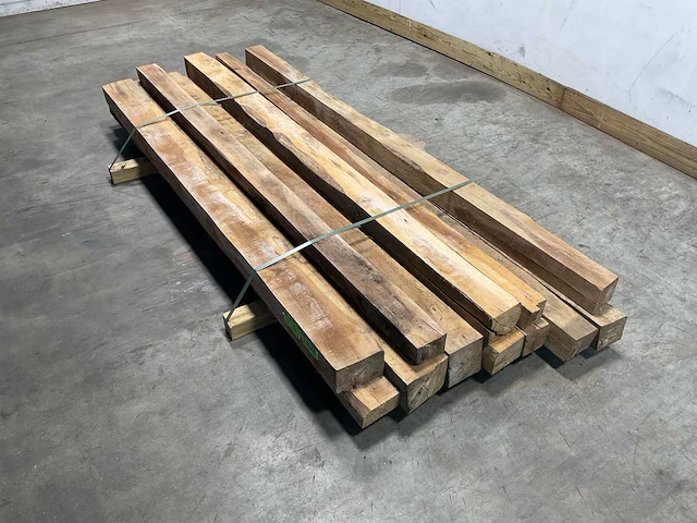 Teak balk 203x8-15 cm (12x) - afbeelding 1 van  8