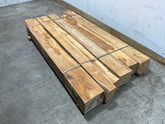 Teak balk 230x13-26 cm (6x) - afbeelding 1 van  7