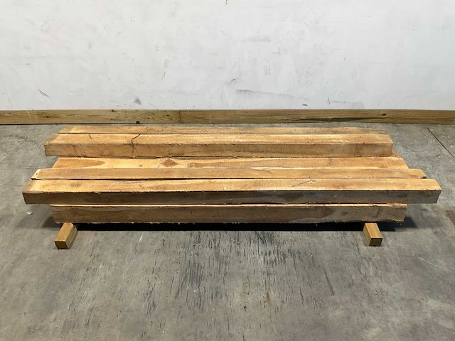 Teak balk gedroogd 240x10-15 cm (10x) - afbeelding 1 van  5