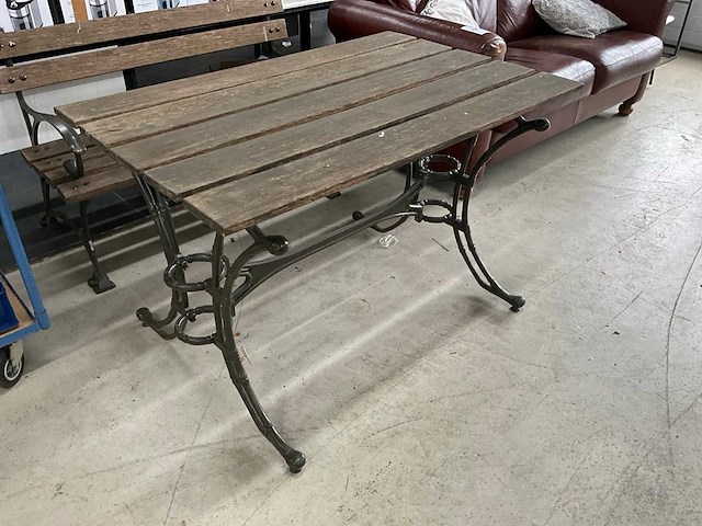 Teak tuintafel - afbeelding 1 van  4