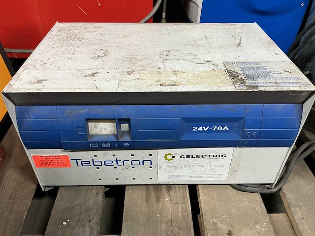 Tebetron - 24v 70a - acculaders - afbeelding 1 van  2